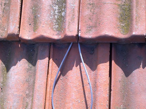 Point d'attache anti-chute